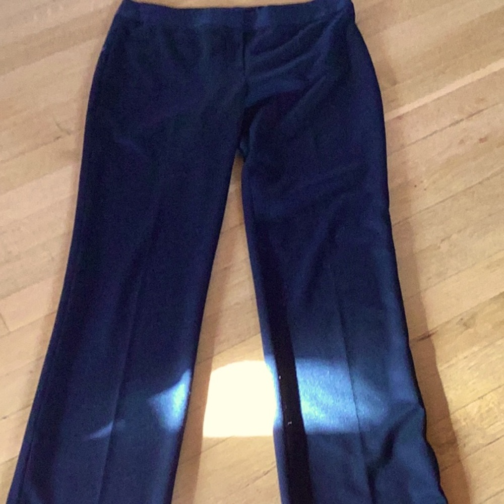 Size 6 Black Tahari knit trousers.